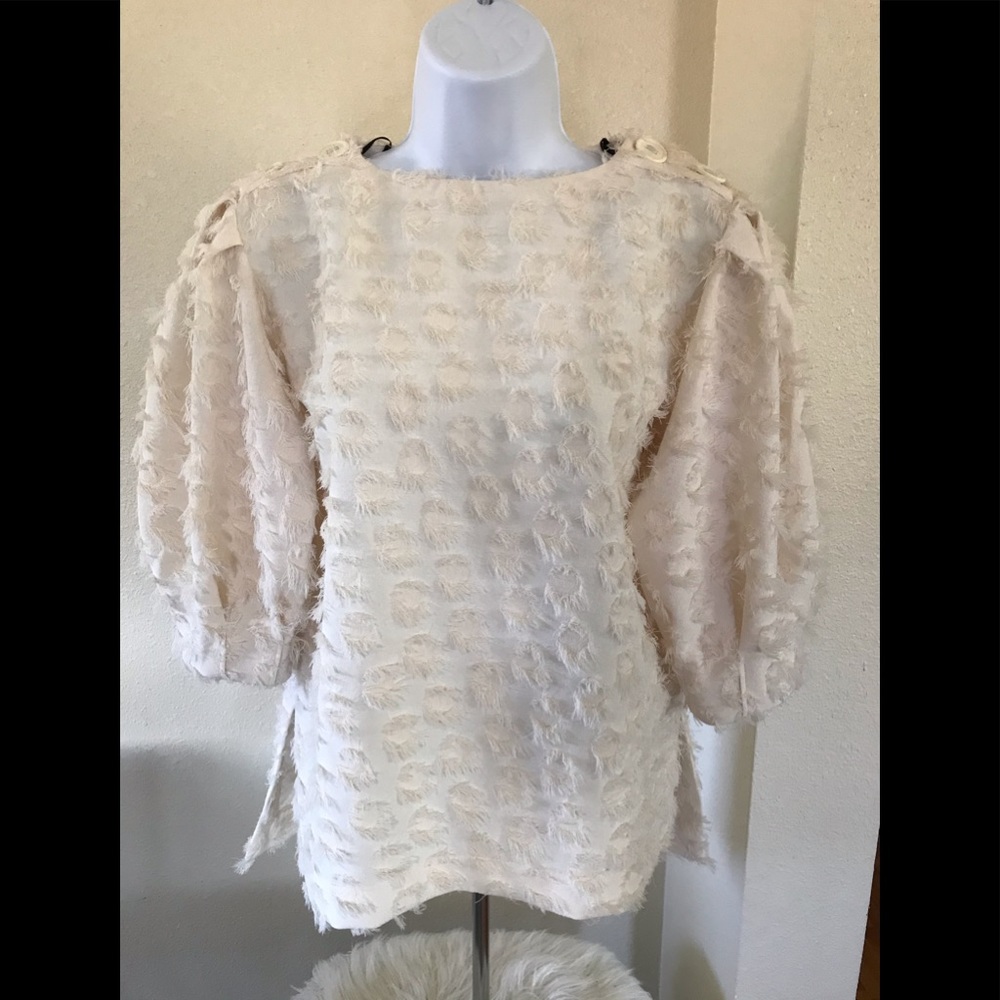 Zara 3/4 Sleep Top With Fuzzy Thread Accent